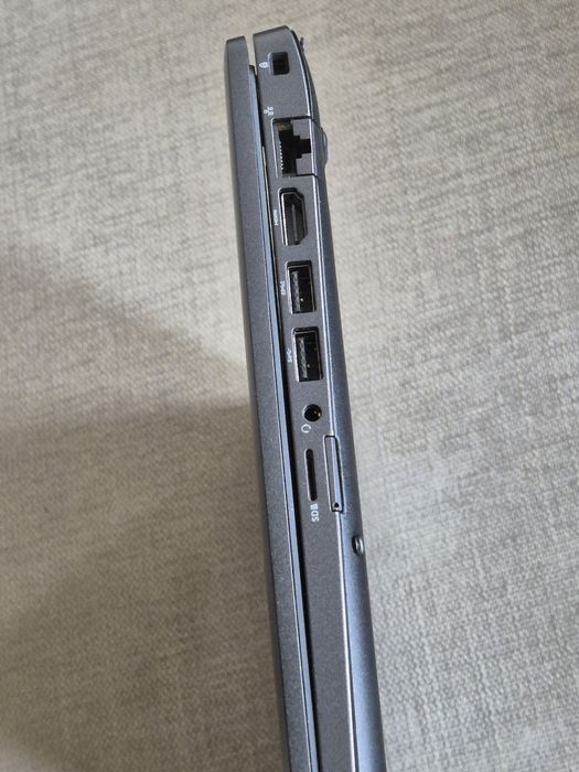 Ноутбук Dell Latitude 5400 14" IPS Intel Core i5-8365U 16GB NVME 256GB