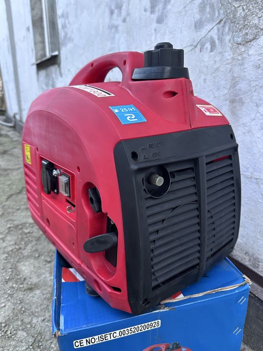 Инверторный генератор KRAFTWORLD