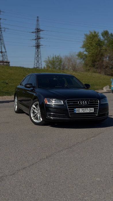 Audi A8 4.0 бензин 2014