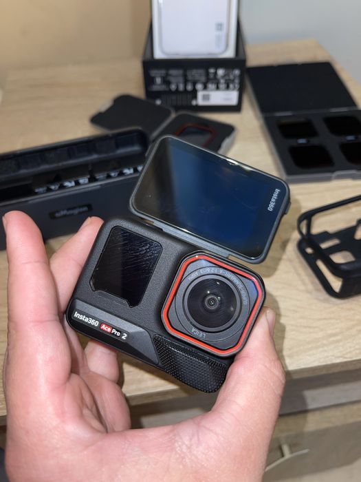 Insta 360 ace pro 2 2 battery + nd фільтра та зарядний бокс
