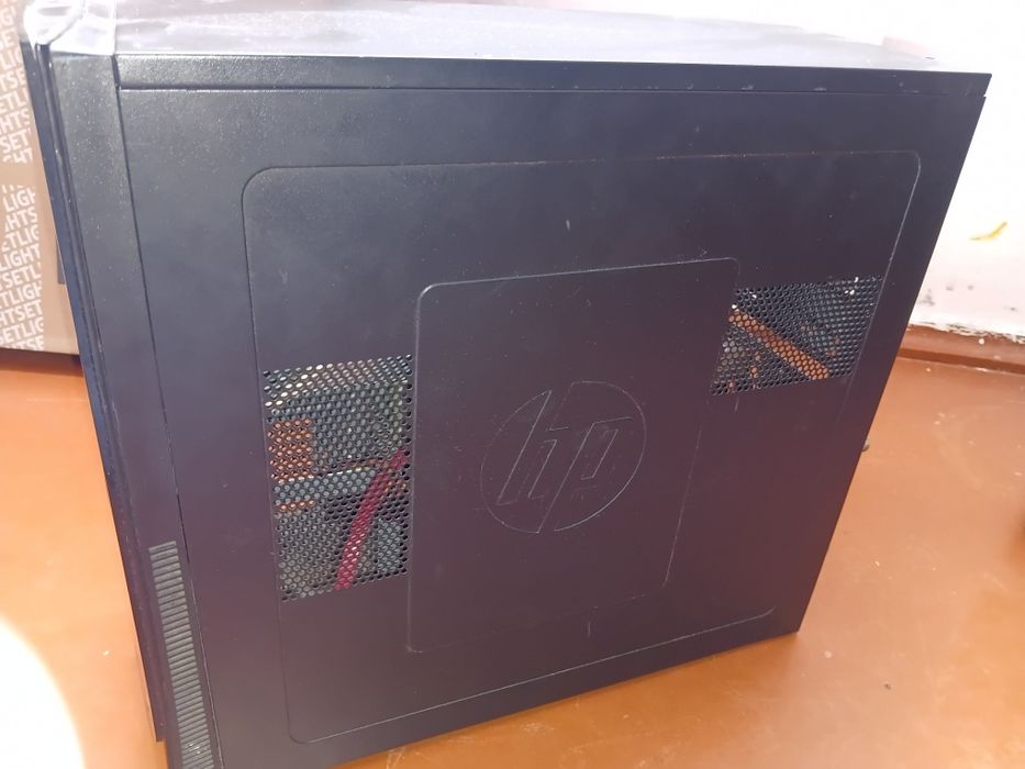 Продам системный блок HP  вместе с содержимым