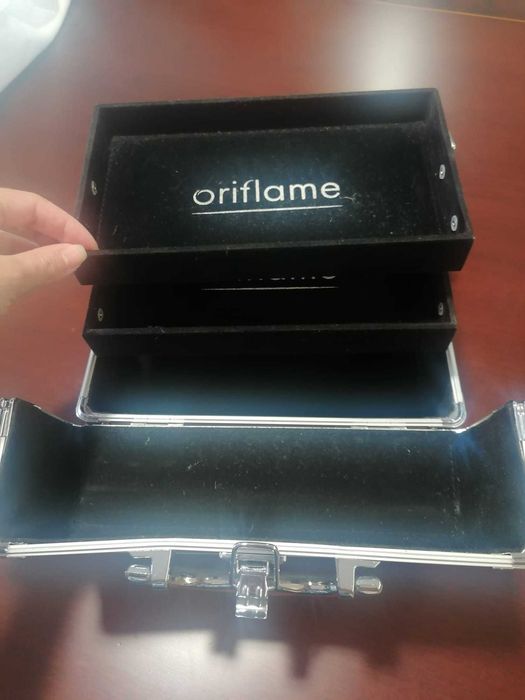 caixa joias Oriflame