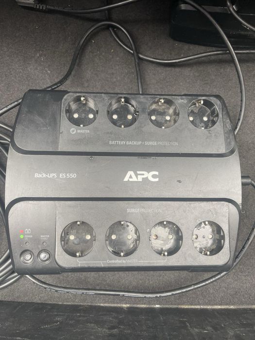 Преобразитель UPS с 12v на 220v