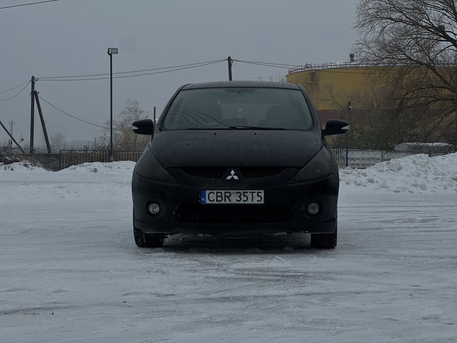 Mitsubishi grandis,митсубиси,грандис,7 мест