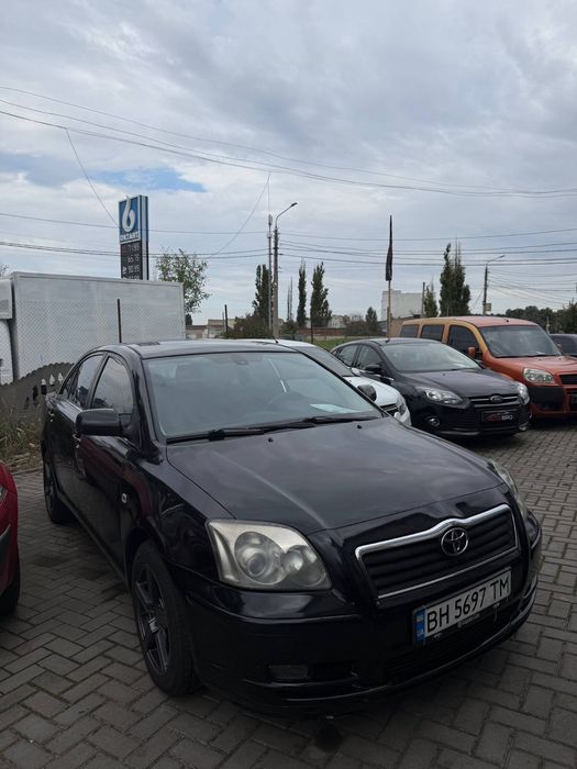 Тойота авенсис 1.8 Автомат