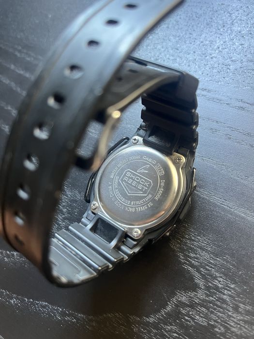 CASIO G-Shock DW-5600UE