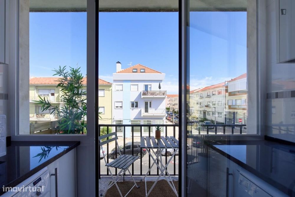 Quarto - localizado em Alvalade Lisbon