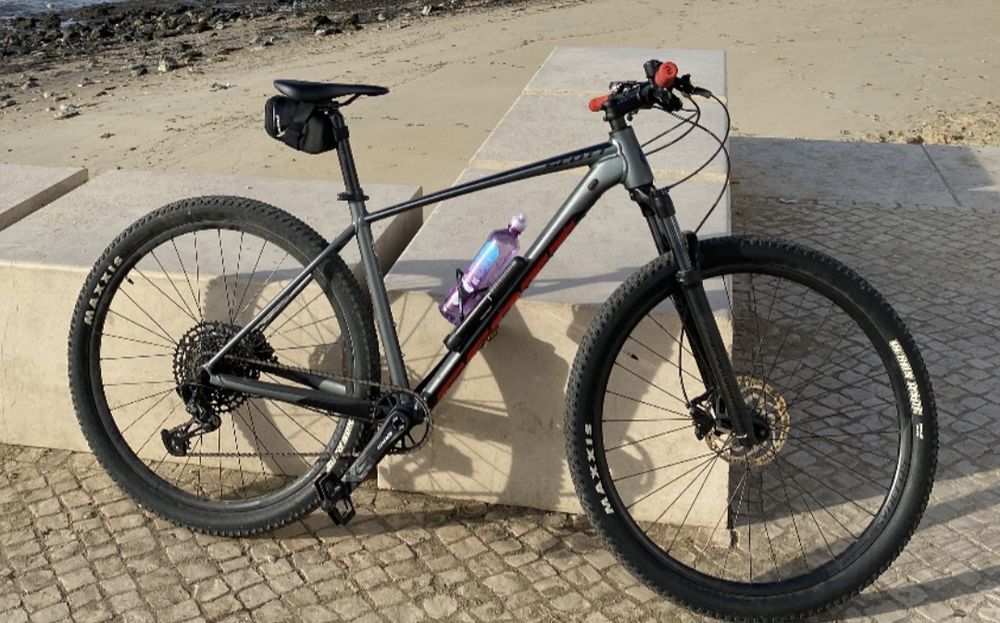 Bicicleta Scott Scale 970, L