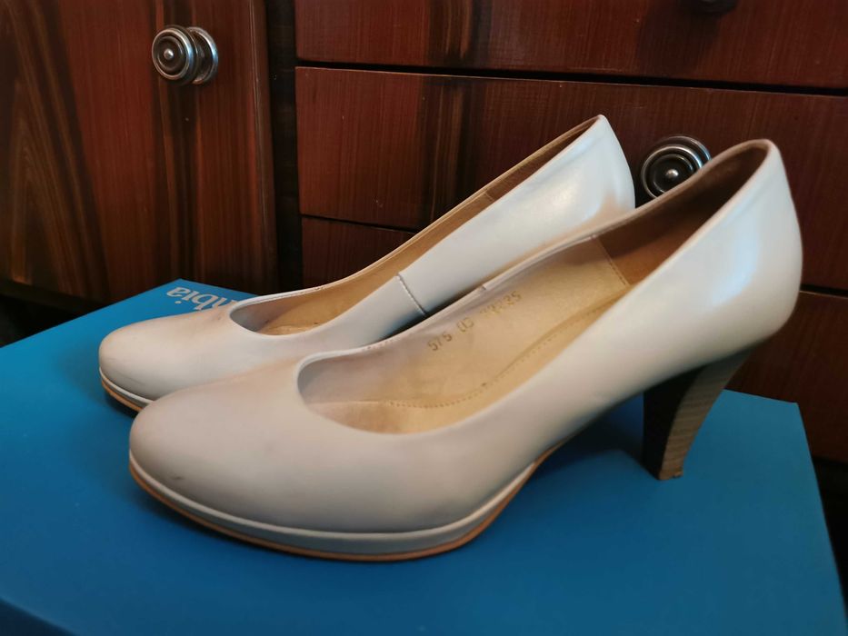 Buty damskie eleganckie rozm. 39