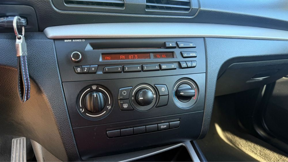 BMW 118 — fotografia 10