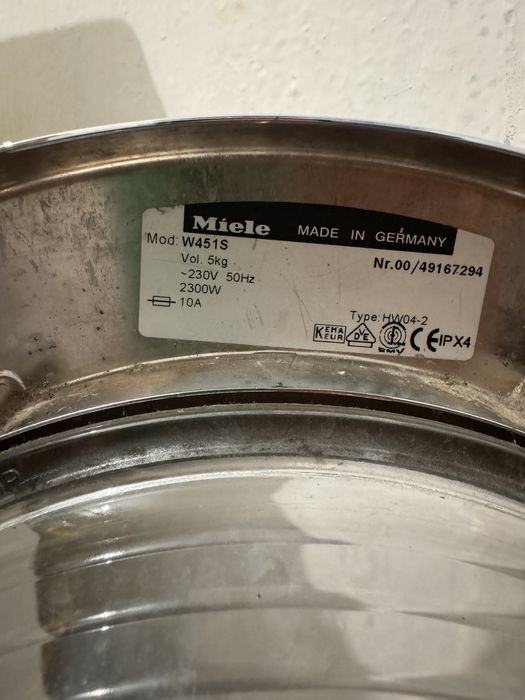 Продам пральну машинку Miele( Німеччина)