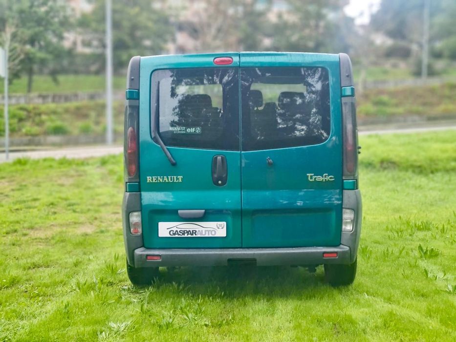 Renault Trafic 9 Lugares 1.9 dCi L1H1