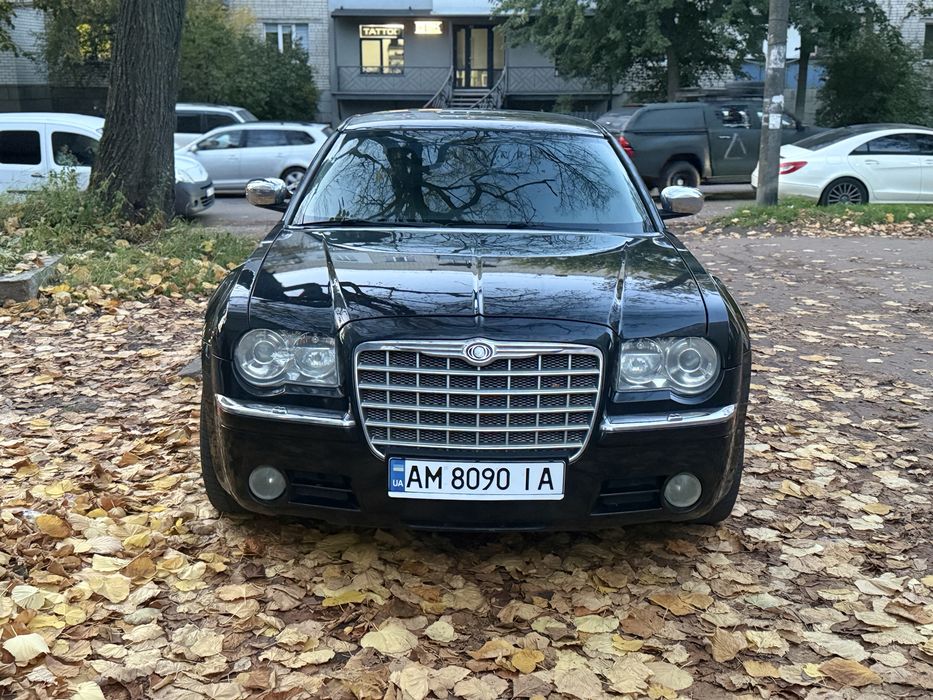 крайслер с300 2,7  газ бензин