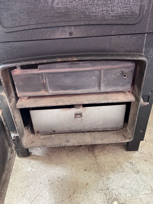 Продам  піч камін буржуйка KAMINO NOSZTALGIA KÁLYHA 804