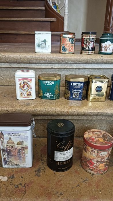 Latas de chá vintage