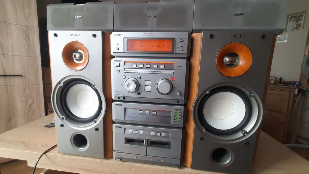 Sprzedam wieże sony