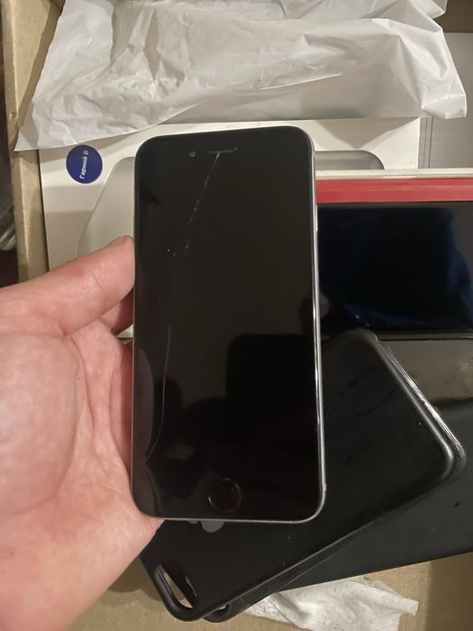 Продам Iphone 6s, покупал в магазине. пишите