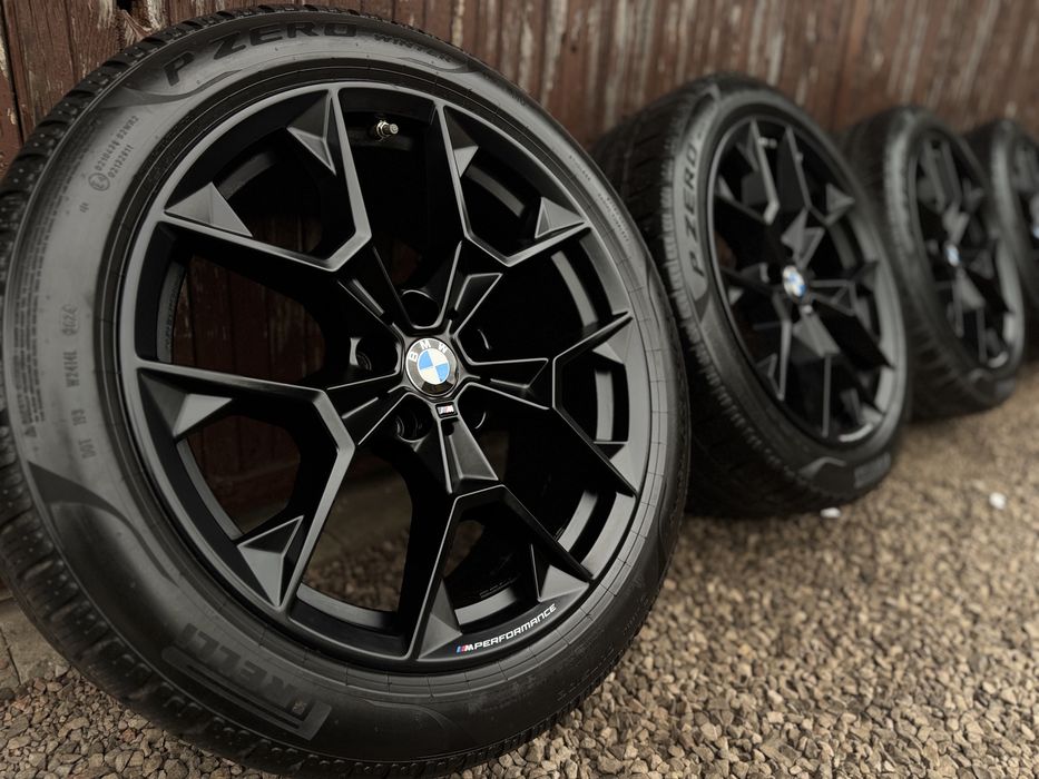 Felgi Koła 19 MPERFORMANCE BMW G60 G61 Opony Zimowe Pirelli