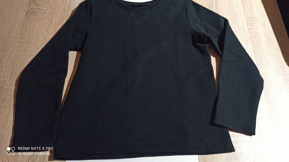 Camisola preta 8 anos