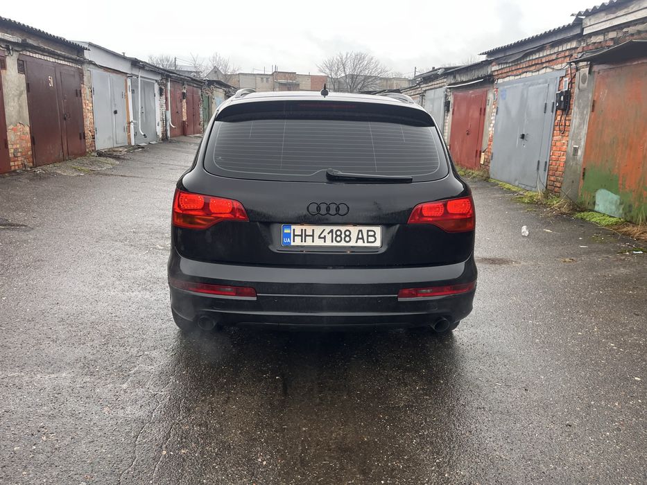 Ауді Q7 3л дизель