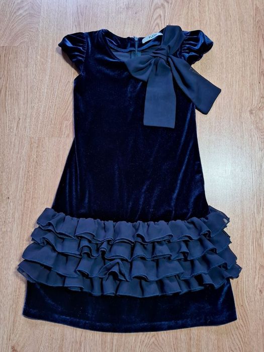 Одежда для девочки на 7-9 лет