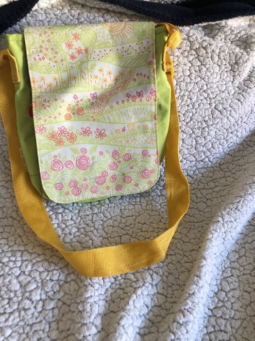 Carteira ou mala tiracolo