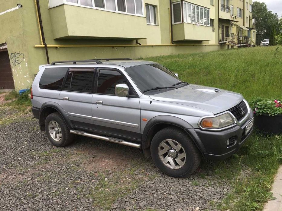 Mitsubishi Pagero Sport 2.5 Дизель