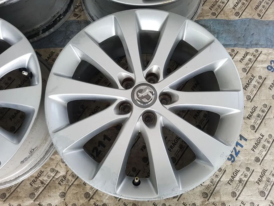 felgi alu oryginał  opel astra h zafira b meriva b 5x110  7jx17 et35