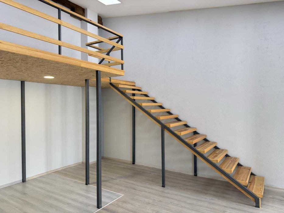 Продаж офісного приміщення 98.8 м2 вул Святослава Хороброго з ремонтом