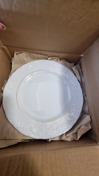 Ćmielów Rococo Serwis obiadowy dla 12 osób 44 el. złoty