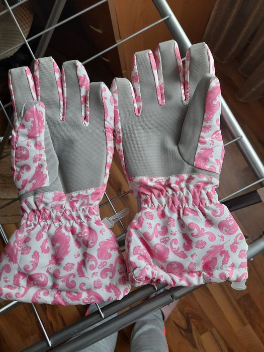 Продаю горнолыжные перчатки