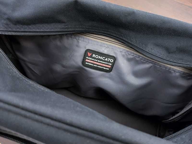 Mala de Cabine Roncato azul escuro