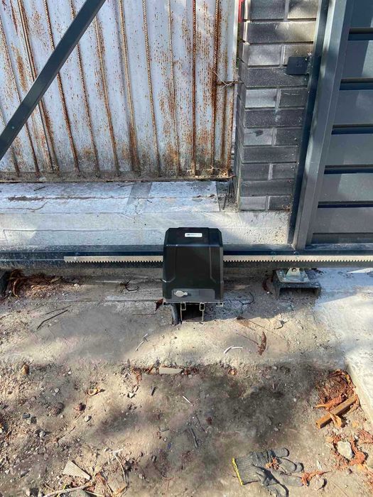 Автоматика на ворота, Автоматика для відкатних воріт, Відкатні ворота