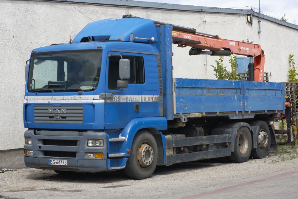 MAN TGA  MAN TGA 2002 (żuraw HDS)
