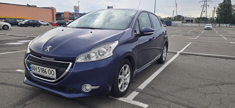 Peugeot 208 2013 VIN VF3CCHMZ0CT159210 фото оголошення 2 з 24