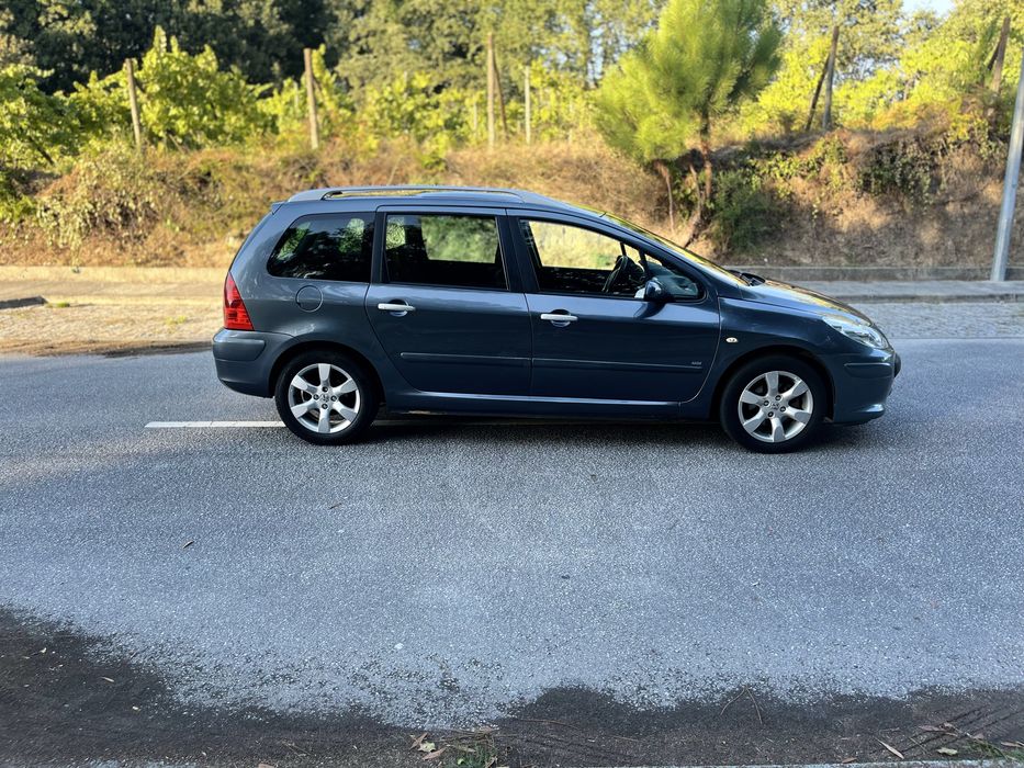 Peugeot 307 Sw 1.6 7 lugares revisada completo