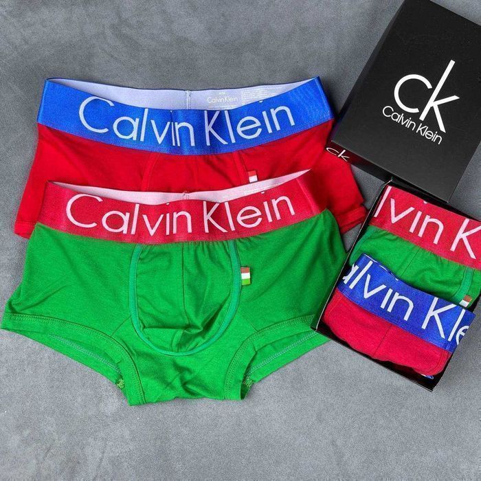 Чоловічі вкорочені боксери Calvin Klein серія World Cup. Мужские трусы