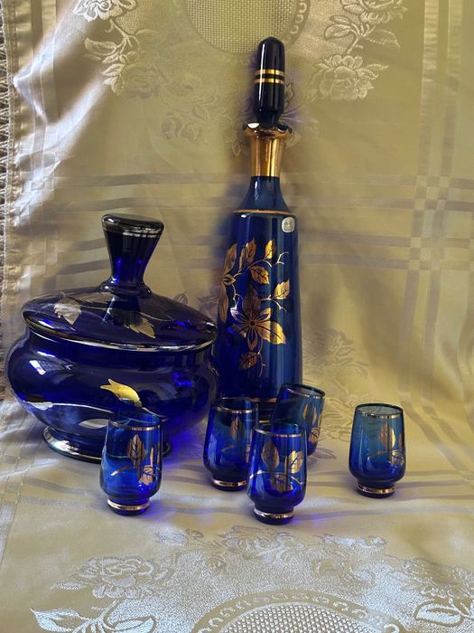 ⸻  Продам вінтажний набір із кобальтового скла Bohemia Crystal (Чехословаччина, до 80-х років