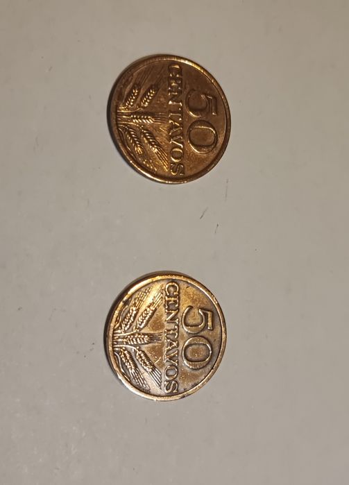 Moedas de 50 centavos 1970 e 1974