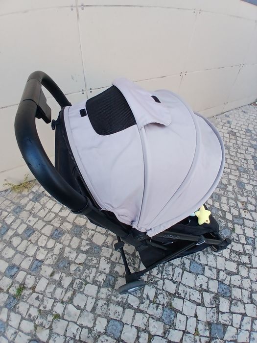 Carrinho da Nania dos 9 meses aos 4 anos
Cadeira rebatível.
Muito prát