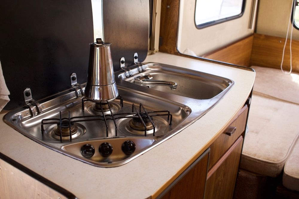 Autocaravana Hymer B534 - Clássica com o interior em madeira. Pronta a viajar!