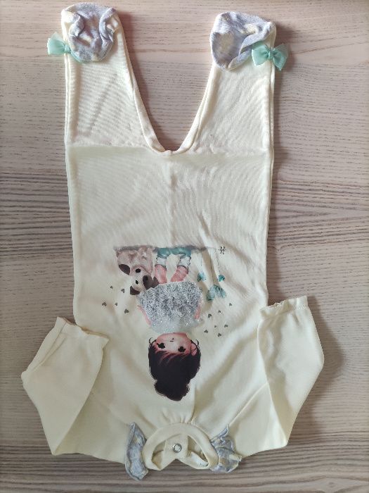 Babygrow Benetton tamanho 1-3meses (56cm)