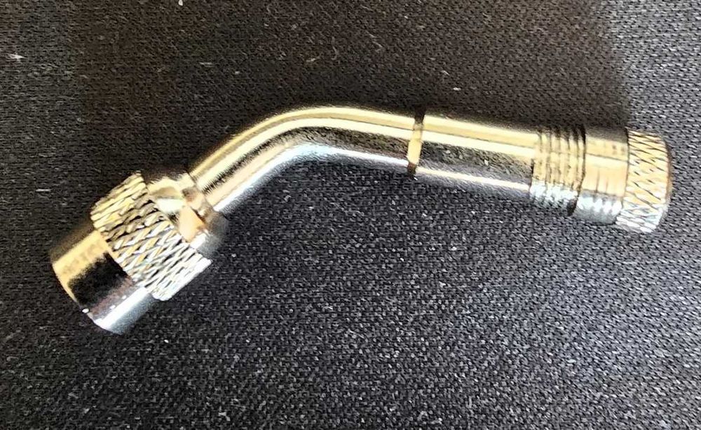 Adaptador de válvula ângulo 135º