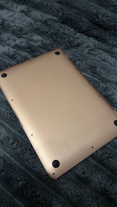 MacBook Air i5 ssd 256