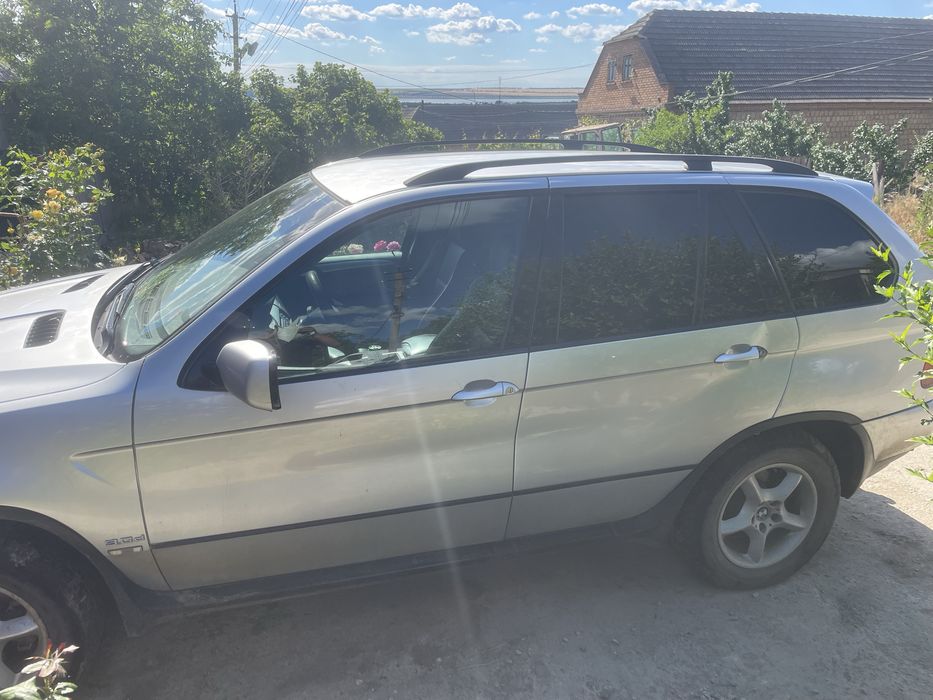 Продам Bmw X5 E53 M57