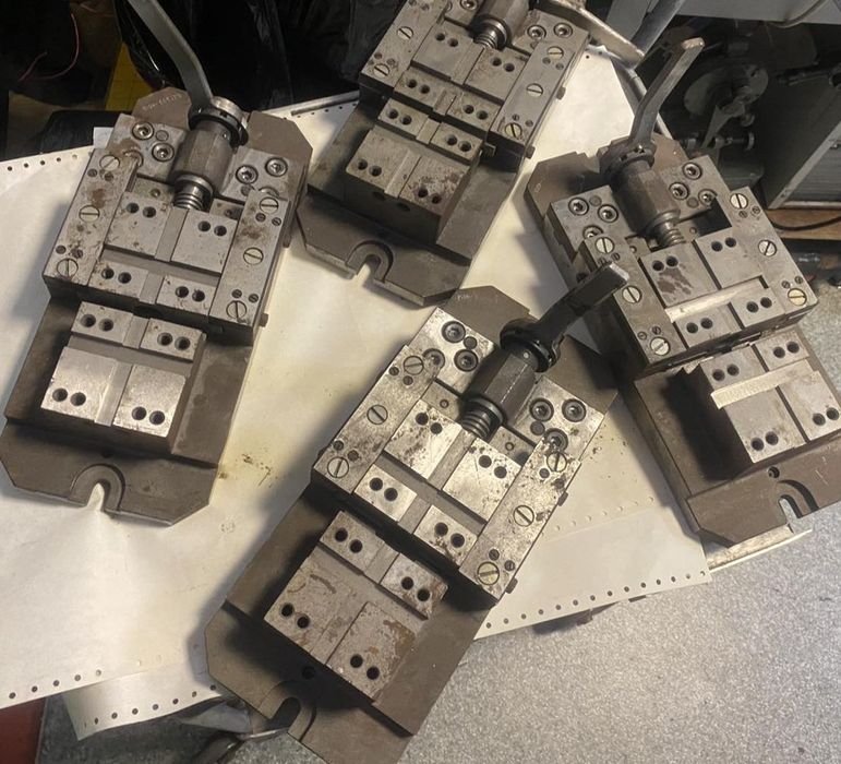 Тиски лещата машині машинные синусні 89.85.90.100 .130 .150. 160