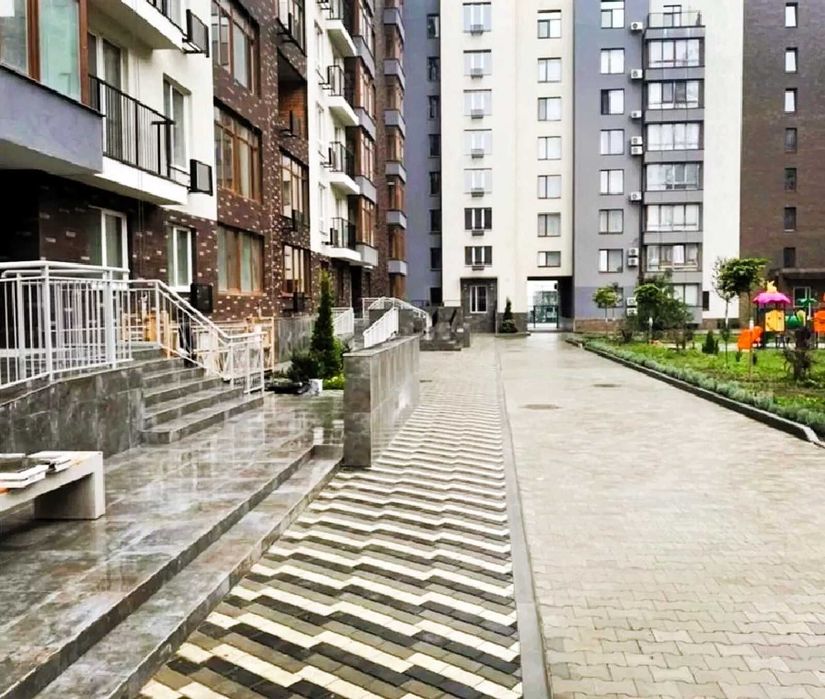 2-кімнатна квартира біля моря «Сади Рів'єри»