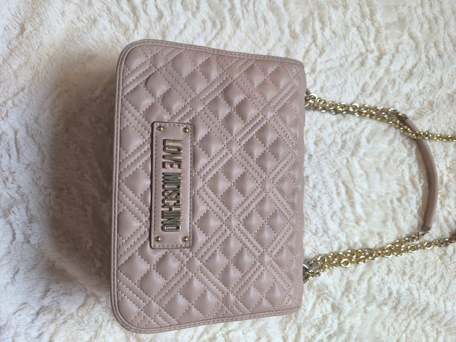 Mala Love Moschino