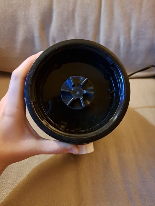 Liquidificadora avariada Continente Telemax Modelo LB6002A 500w