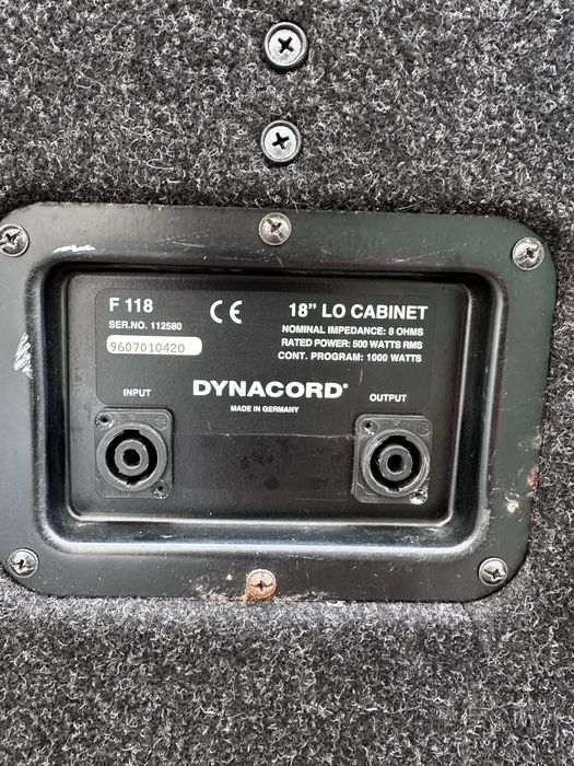 4 graves Dinacord Forum Line 600 Watts com altifalante EV